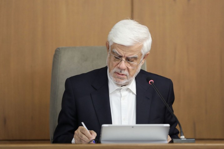 معاون اول رئیس جمهور: استاد ورسهای نماد عالمی دردمند و بلند نظر بود