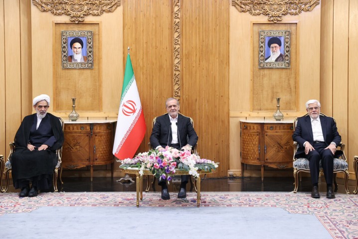رئیس جمهور: سفر به عراق آغاز دورهای جدید از توسعه روابط با کشورهای همسایه و اسلامی است