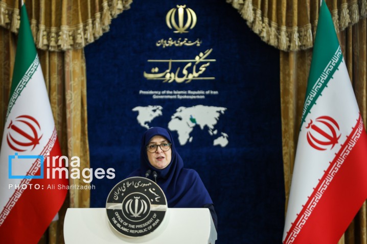 نرخ دلار کاهش پیدا کرده و کمتر از ۸۰ هزار تومان قرار گرفته