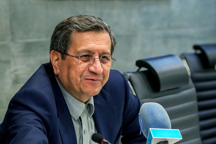 همتی: بهدنبال سازمان دادن ارز دیجیتال هستیم