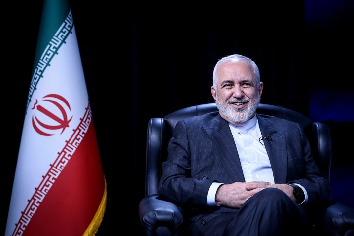 ظریف: مبنای وفاق، منافع مردم است/ توافق کردن شجاعت میخواهد