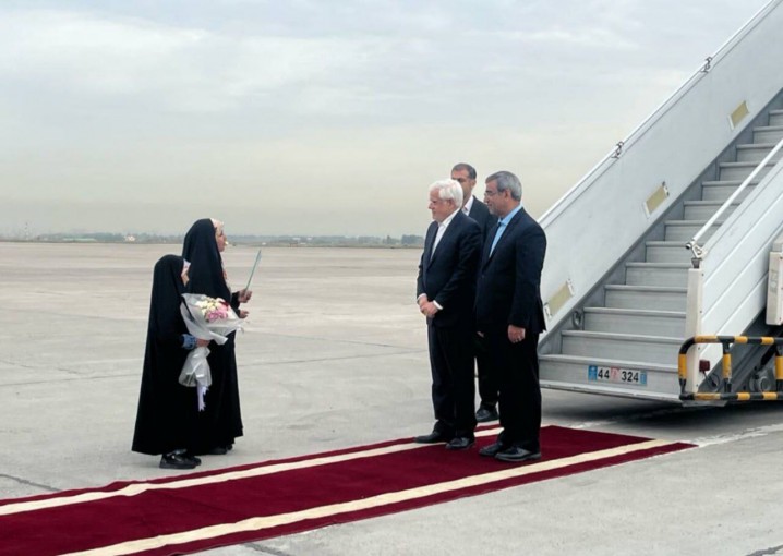 معاون اول رئیسجمهور وارد مشهد شد