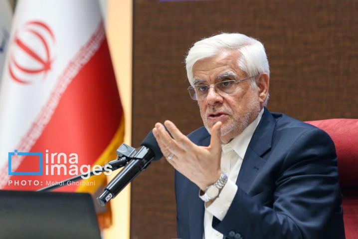 عارف: راهبرد دولت اجرای برنامه هفتم و سیاستهای کلی نظام است