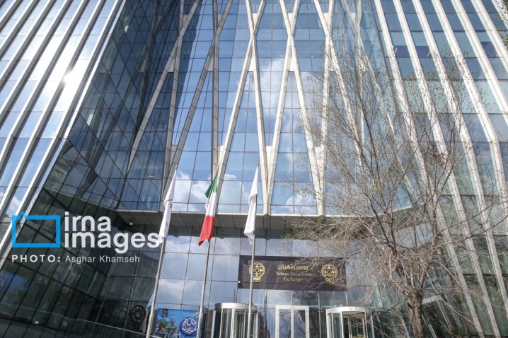 بازگشت حقیقیها به بازار سهام