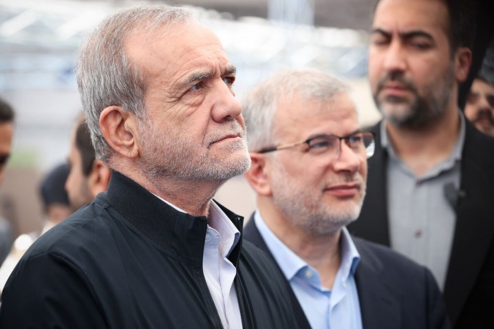 بازدید رئیسجمهور از موسسه تحقیقات واکسن و سرمسازی رازی