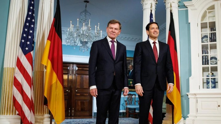 گفتوگوی وزیران خارجه آمریکا و آلمان درباره ایران، چین و جنگ اوکراین