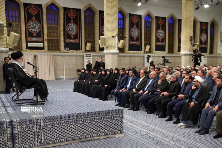 نمایندگان مجلس به دیدار رهبر انقلاب میروند