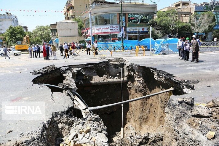 زنگ خطر در ۲۵ استان؛ زمین سالانه تا ۴۳ سانتیمتر فرو میرود