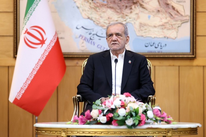 پزشکیان: کشورهای اسلامی با حفظ وحدت ارتباط خود را با رژیم صهیونیستی قطع کنند