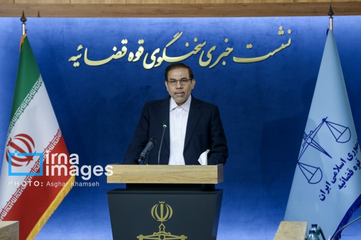 ۲۲۵ متخلف ارزی با ۵۳ میلیارد یورو تعهد شناسایی شدند/ تعقیب همه نقش‌آفرینان در فتنه اخیر