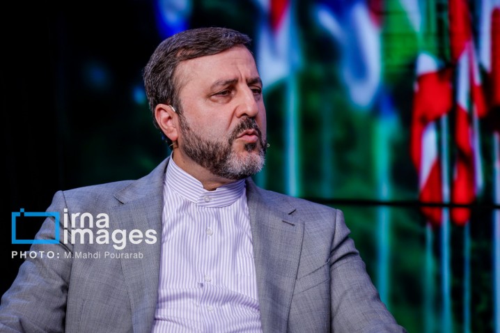 غریب‌آبادی: جنگ نظامی نتیجه نداد، حالا نام شکست بعدی را «جنگ اقتصادی» گذاشته‌اند