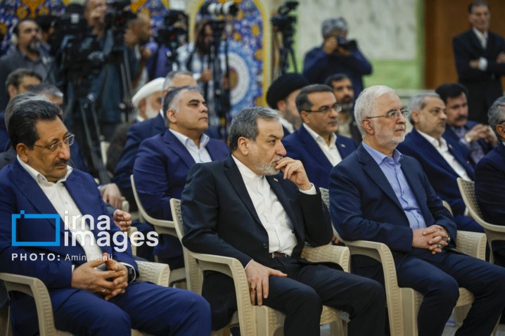عراقچی: آمریکا هیچ راهی جز صحبت با احترام با مردم ایران ندارد