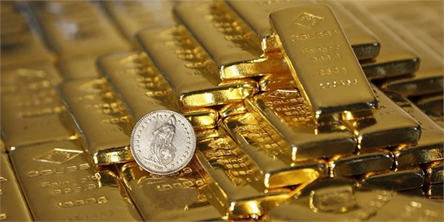طلا تا پایان سال گرانتر میشود/ جدیتر شدن بحث تحریمها قیمت دلار را افزایش داد