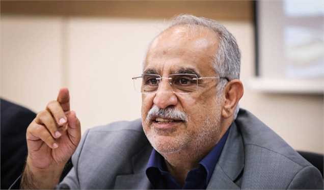 وزیر اقتصاد گفت: قرار است روزانه میزان واردات کالا در سامانهای اعلام شود تا مردم بدانند چه کسانی کالاها را با چه قیمتی وارد میکنند.