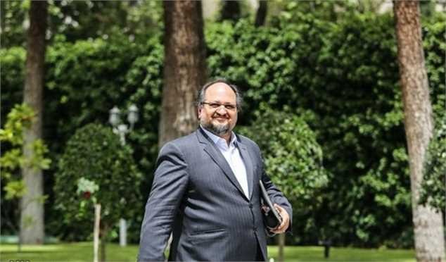 شریعتمداری: اصلاح رفتار سازمانی در تامین اجتماعی لازم است