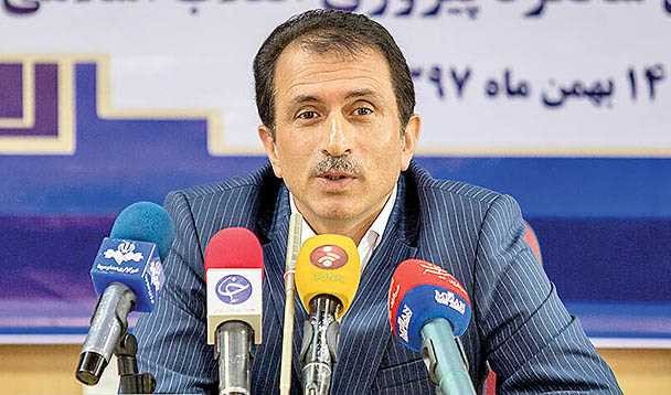 دستور رئیسجمهور برای کاهش رسوب ۸۵ هزار کانتینر کالا در گمرکات