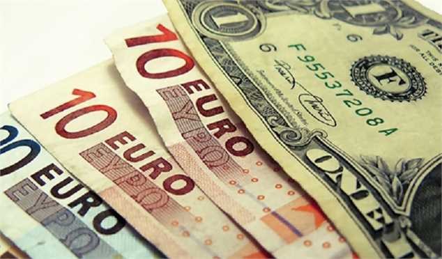 دلار در نیمه کانال ۱۳ هزار تومان/ یورو ۱۵ هزار تومان شد