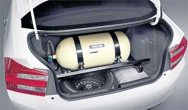 اولویت تخصیص وام بلاعوض برای دوگانهسوزی با خودروهای عمومی است/ تاکسیهای اینترنتی در اولویت بعد
