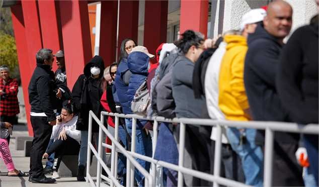 جهش فراتر از انتظار بیکاری هفتگی آمریکا باعث افت سهام آمریکا شد