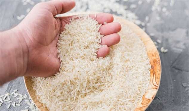مالیات بر ارزش افزوده واردات را مصرفکننده میپردازد/ آیا برنج دوباره گران میشود؟