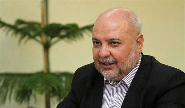 نقدینگی به سمت تولید هدایت می شود/ نفت و گاز در اولویت