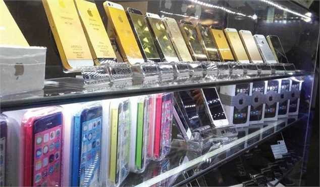 نوسان قیمت دلار، بازار موبایل را شوکه کرد؟ / گوشی دیگر کشش افزایش قیمت ندارد