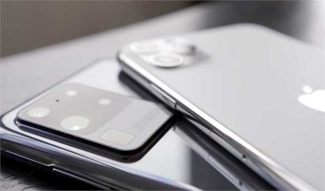 اپل همچنان بالاتر از سامسونگ، پادشاه بازار موبایل آمریکا است