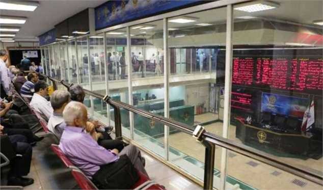 بلاتکلیفی سهامداران خرد در روزهای کمرمق بورس