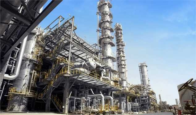صادرات محصولات پتروشیمی ۸۲.۰۰۰.۰۰۰ تُن شد/ اشتغال مستقیم۱۴۳ هزار نفر