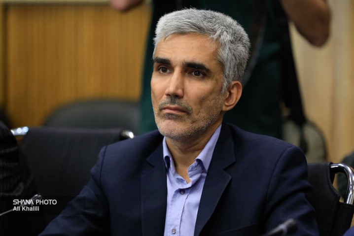 واگذاری فرآورش ۱۲ درصد نفت خام کشور به بخش خصوصی و غیردولتی