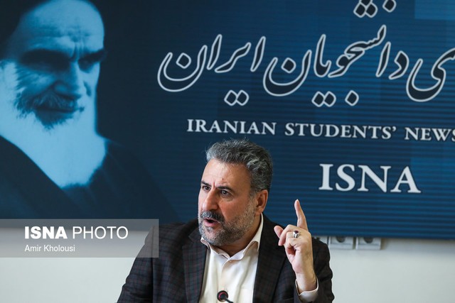 فلاحتپیشه: آمریکا بهدنبال جنگ روانی است/ایران با لهستان برخورد قاطع کند