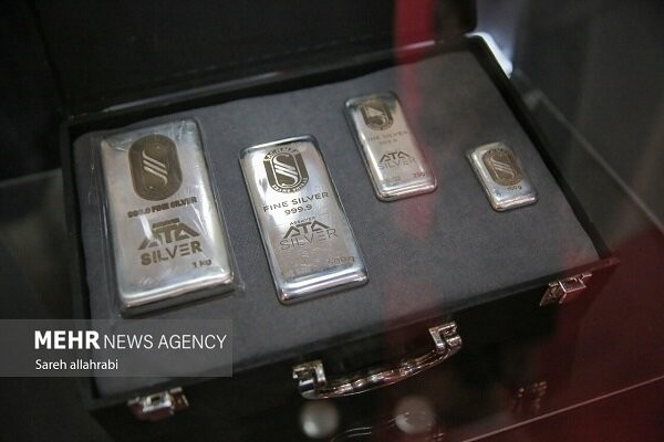 نقره از مرز تاریخی ۶۰ دلار گذشت؛ جهش ۱۰۸ درصدی در کمتر از یک‌سال