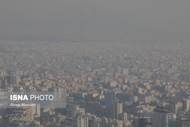 وجود نشانههایی از مصرف سوخت غیر استاندارد در صنایع و نیروگاههای تهران