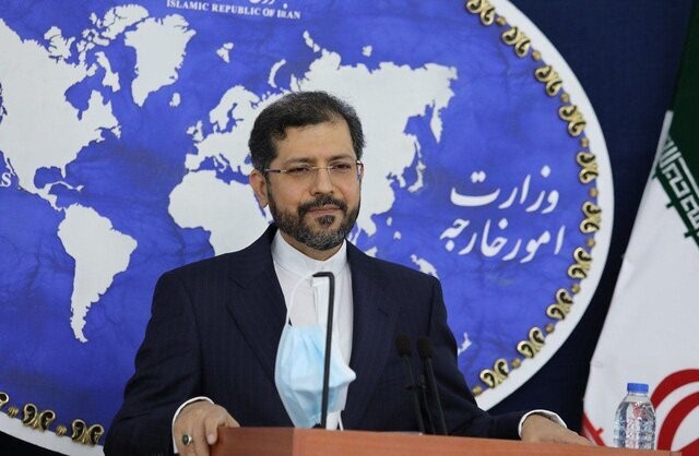 وزارت خارجه بر اساس تعریف نهادهای بالادستی حرکت میکند/همه منابع مالی ایران باید آزاد شوند