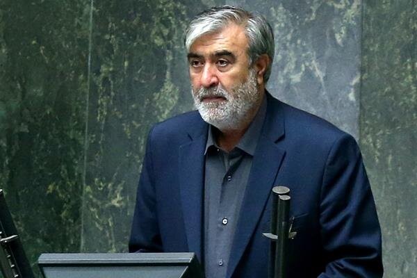 عزیزی: پروژه جاسک فرصت خوبی برای انتقال ظرفیتهای نفتی ایران را فراهم میکند