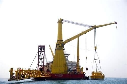 اقدام استراتژیک ایران برای آغاز صادرات نفت از دریای عمان از نگاه تحلیل‌گران