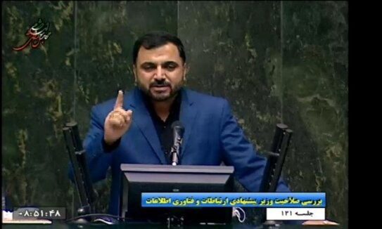 زارعپور: تا پایان دولت ۲۰ میلیون خانوار و کسبوکار تحت پوشش فیبر نوری قرار میگیرند