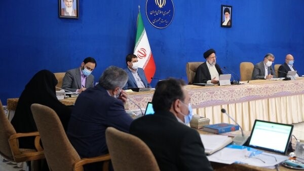 تأکید رئیس جمهور بر برخورد بهنگام و قاطع با تخلفات در دستگاههای اداری