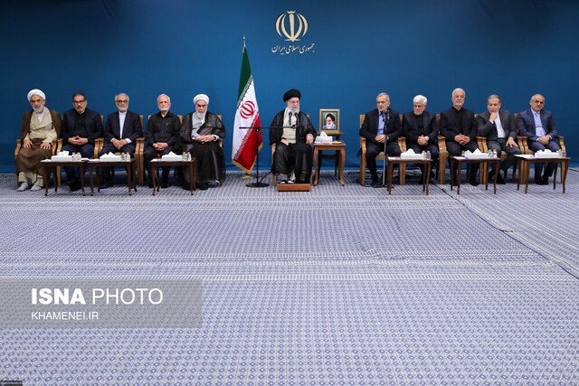 رهبر انقلاب: رئیسجمهور برای انتخاب وزیران با من مشورت کردند
