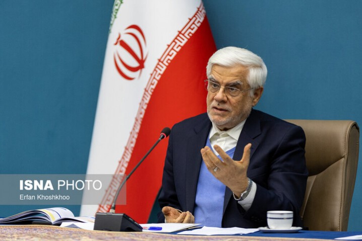 عارف: خیرین بهسمت وقف علمی در کشور حرکت کنند/«هاروارد» و «استنفورد» کاملا وقف هستند