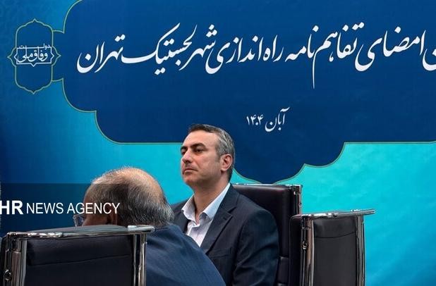 کاشفآذر: شهر فرودگاهی امام خمینی (ره) به شبکه ریلی کشور متصل میشود