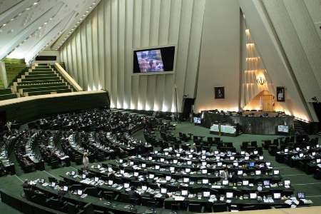 رقابت سرنوشتساز براي كسب اكثريت مجلس