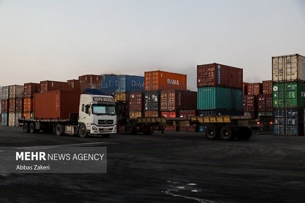 مصوبه ترخیص درصدی کالاها از گمرک تمدید شد