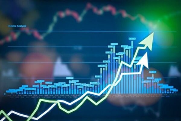 شاخص تولید صنعتی شرکتهای بورسی بهبود یافت/قطعی برق همچنان مشکل صنایع مختلف است