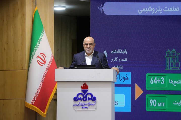 دسترسی به خوراک مهمترین مزیت ایران برای توسعه صنایع پتروشیمی است