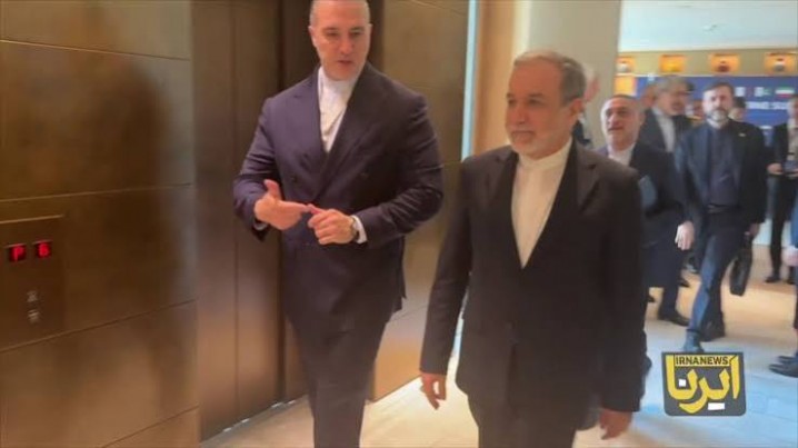 پایان دیدار وزرای خارجه ایران و سوئیس/ گفت‌وگوهای چهارجانبه تا ساعتی دیگر آغاز می‌شود