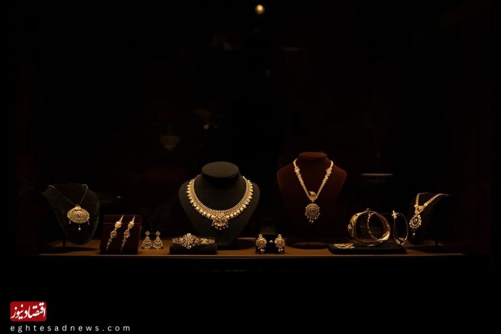 سقوط 15 میلیونی قیمت سکه | طلای ۱۸ عیار در سقف کانال ۱۸ میلیون تومان | دلار قیمت‌ها را پایین کشید