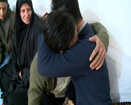کودک مشگینی پس از 12سال به خانواده بازگشت