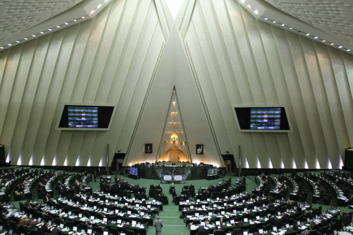 مجلس بعد ازظهر امروز طرح تقویت جایگاه سپاه را بررسی میکند