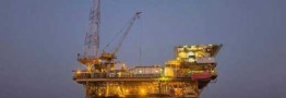 بزرگ&zwnj;ترین سکوی نفتی خلیج&zwnj;فارس نصب شدبزرگ&zwnj;ترین سکوی نفتی خلیج&zwnj;فارس نصب شد